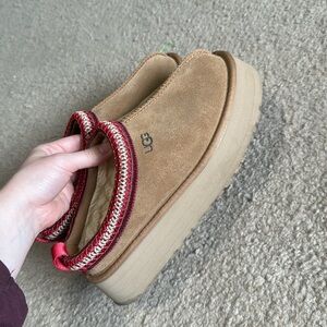 Ugg Tazz Platform Slippers